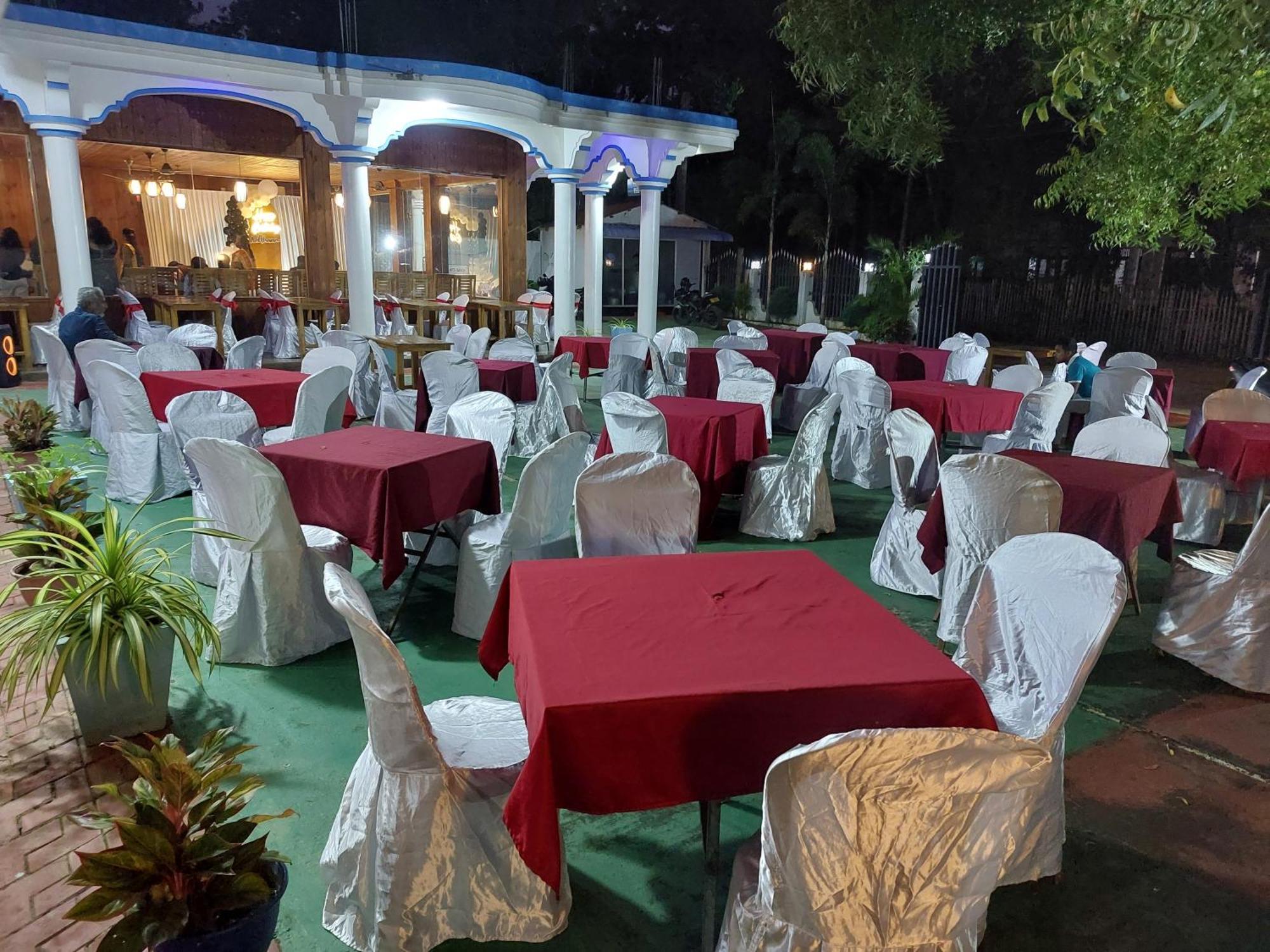 Mrd Beach Hotel Trincomalee Bagian luar foto