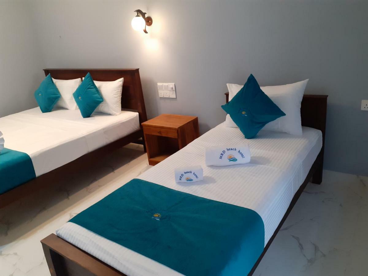 Mrd Beach Hotel Trincomalee Bagian luar foto